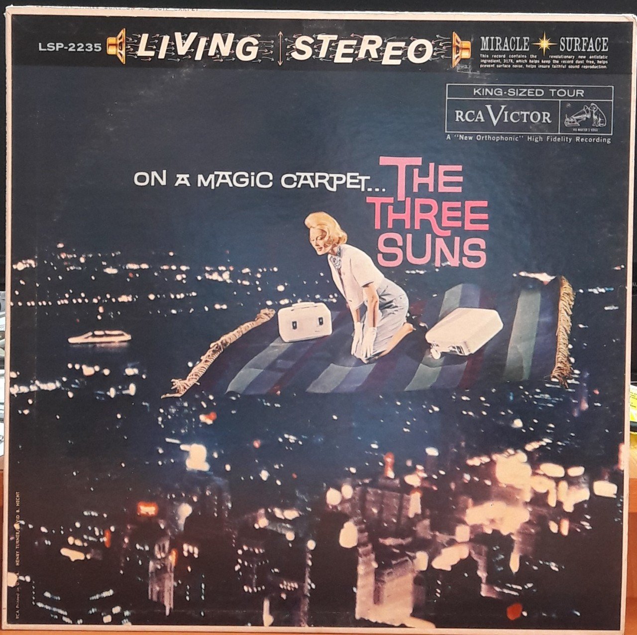 ON A MAGIC CARPET THE THREE SUNS - PLAK 2.EL