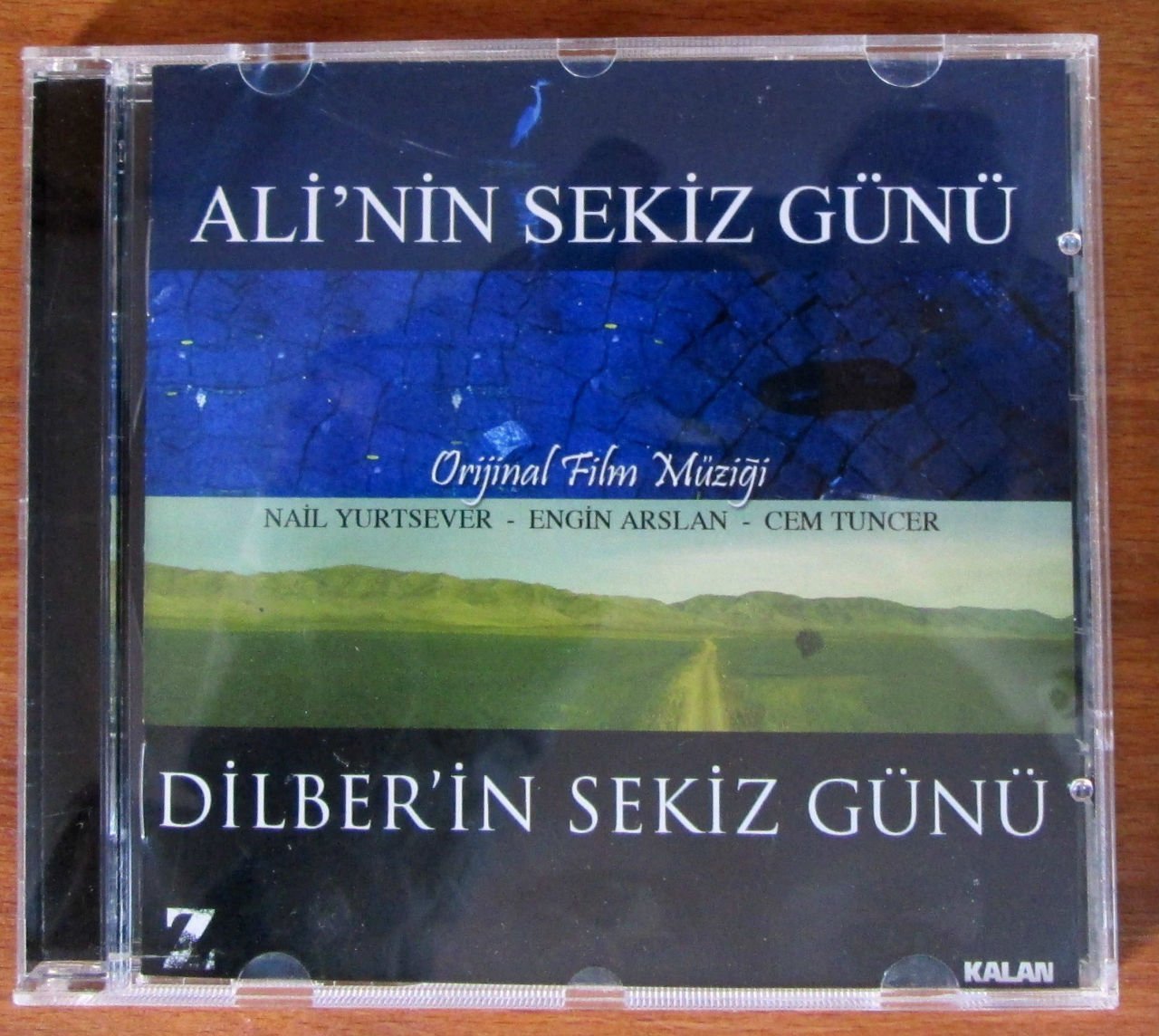 ALİ'NİN SEKİZ GÜNÜ - FİLM MÜZİĞİ CD NAİL YURTSEVER ENGİN ARSLAN CEM TUNCER EYLEM AKTAŞ 2.EL
