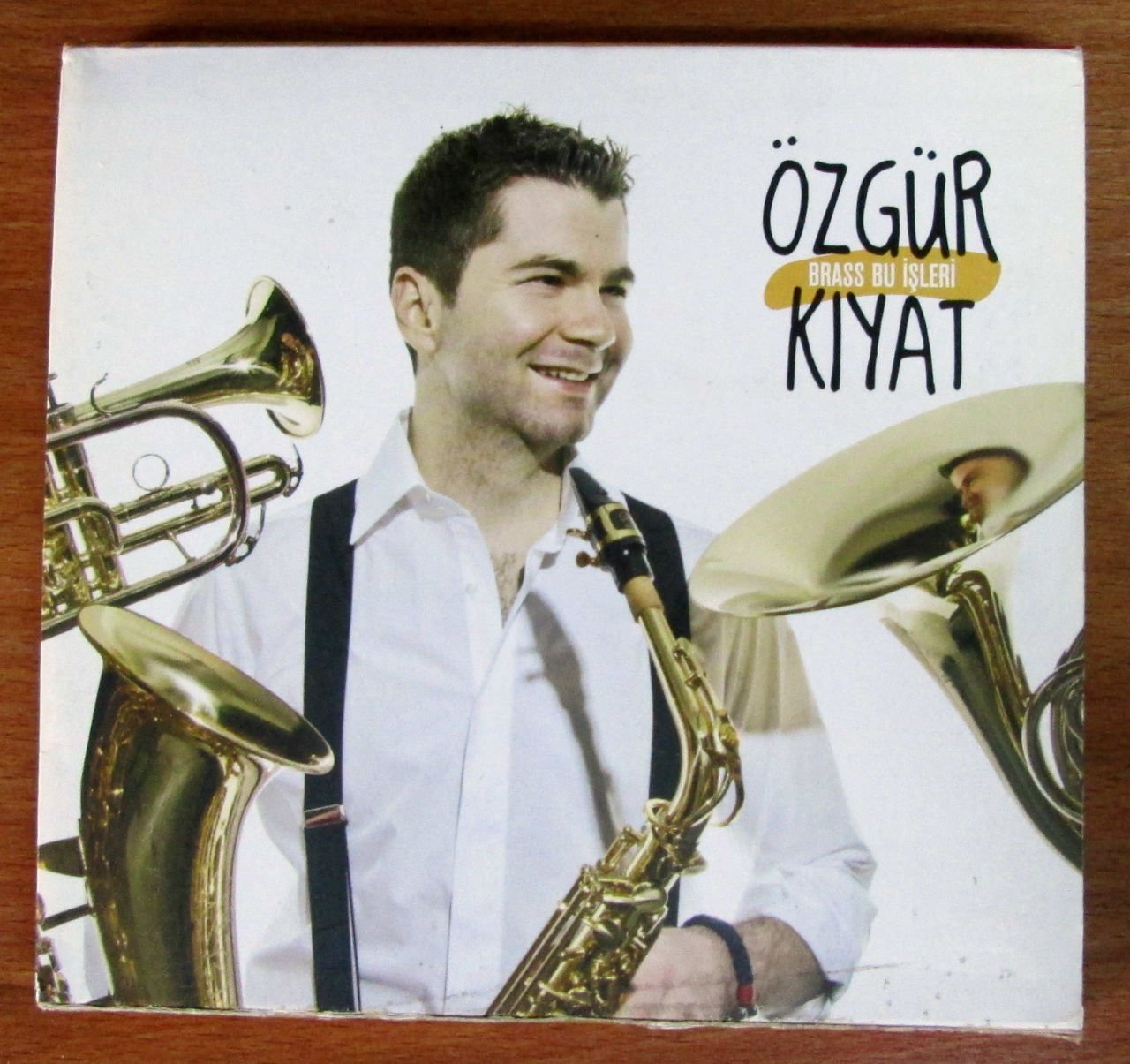 ÖZGÜR KIYAT - BRASS BU İŞLERİ CD 2.EL