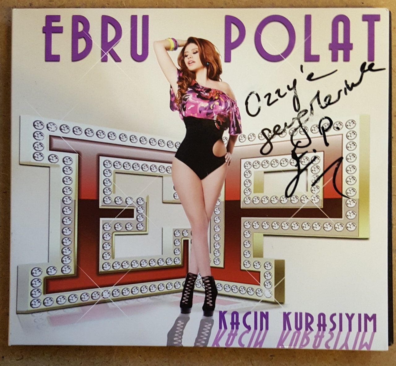 EBRU POLAT KAÇIN KURASIYIM (2012) İMZALI CD DIGIPACK 2.EL