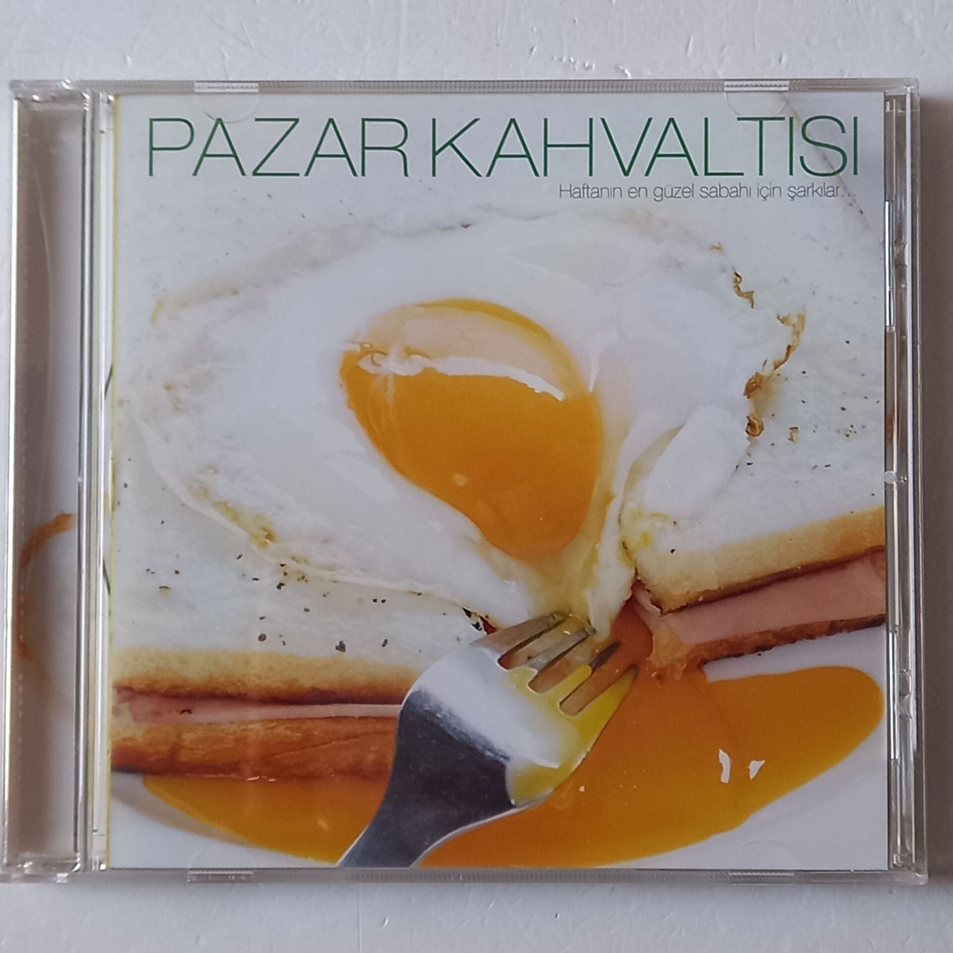 PAZAR KAHVALTISI / SIMONE AWHINA, ANISSA CAPRINA, ABBIE DEVYN (2013) - CD 2.EL