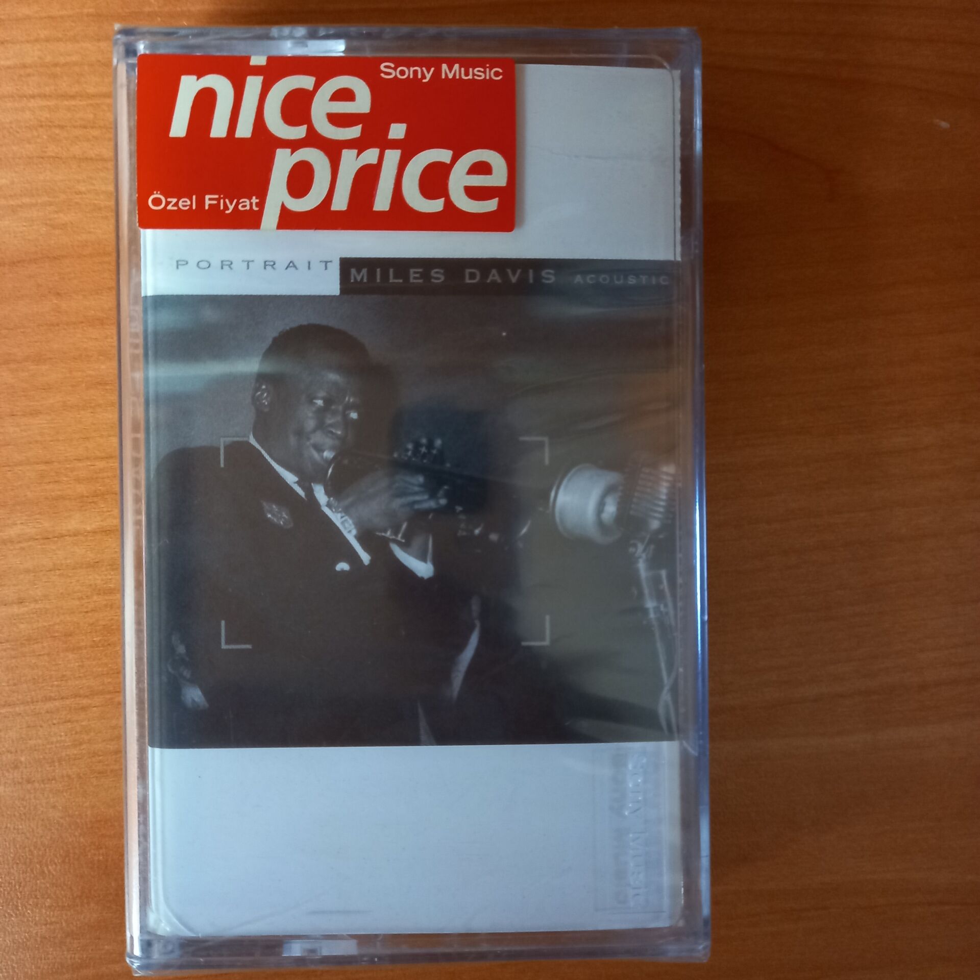 MILES DAVIS - PORTARIT / ACOUSTIC - KASET SIFIR