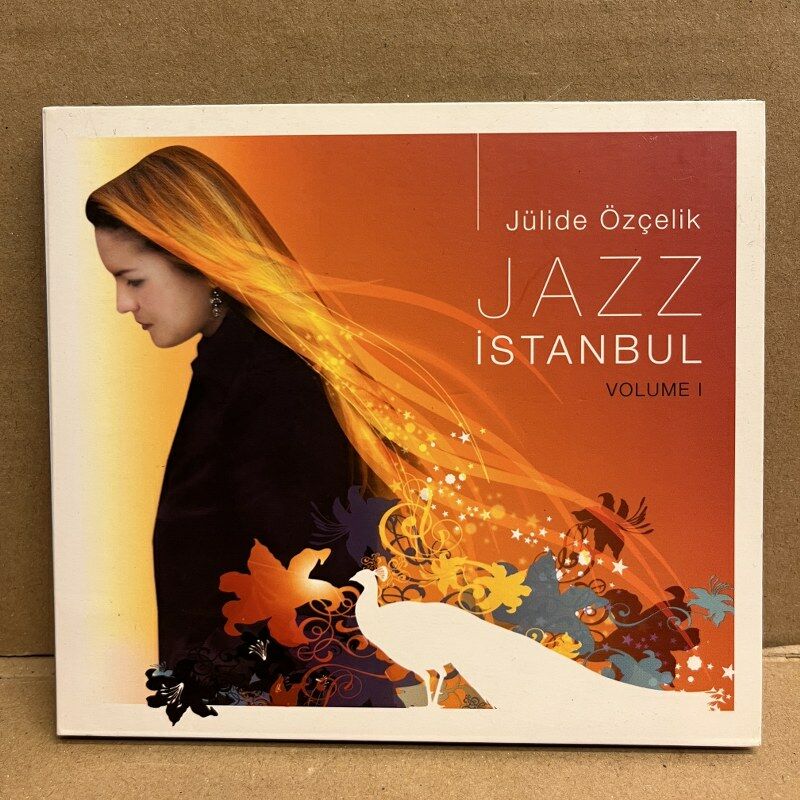 JÜLİDE ÖZÇELİK - JAZZ İSTANBUL VOL 1 (2007) - CD DIGIPAK 2.EL