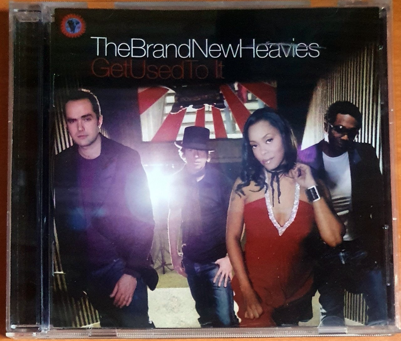THE BRAND NEW HEAVIES - GET USED TO IT (2006) - CD 2.EL