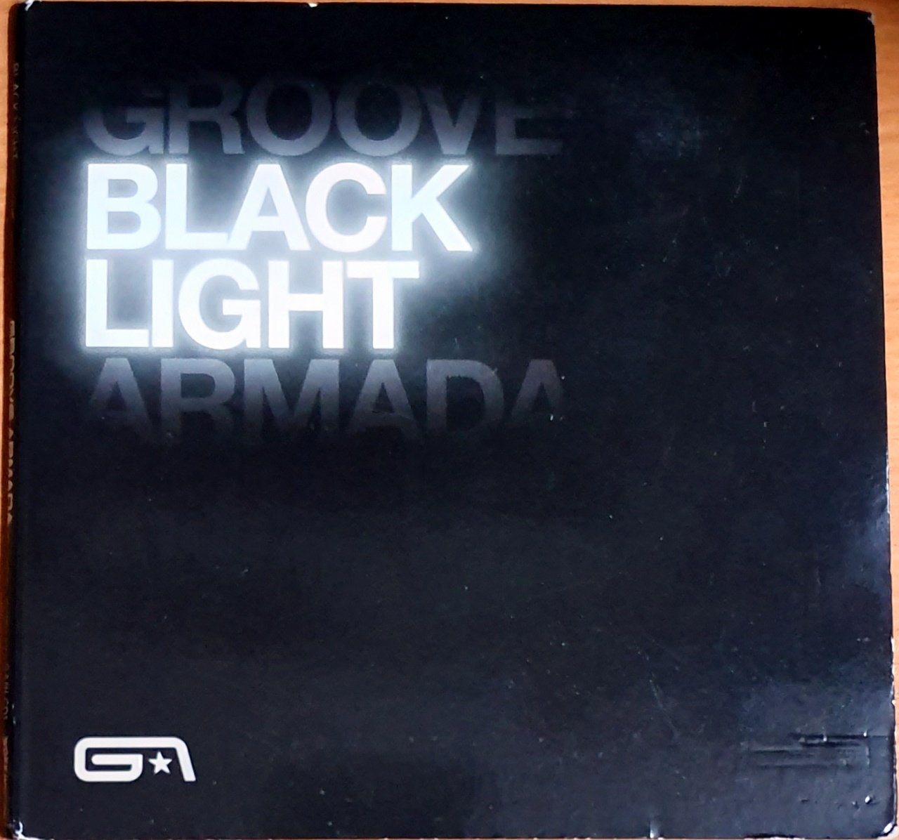 GROOVE ARMADA - BLACK LIGHT (2010) - CD GATEFOLD SLEVE 2.EL