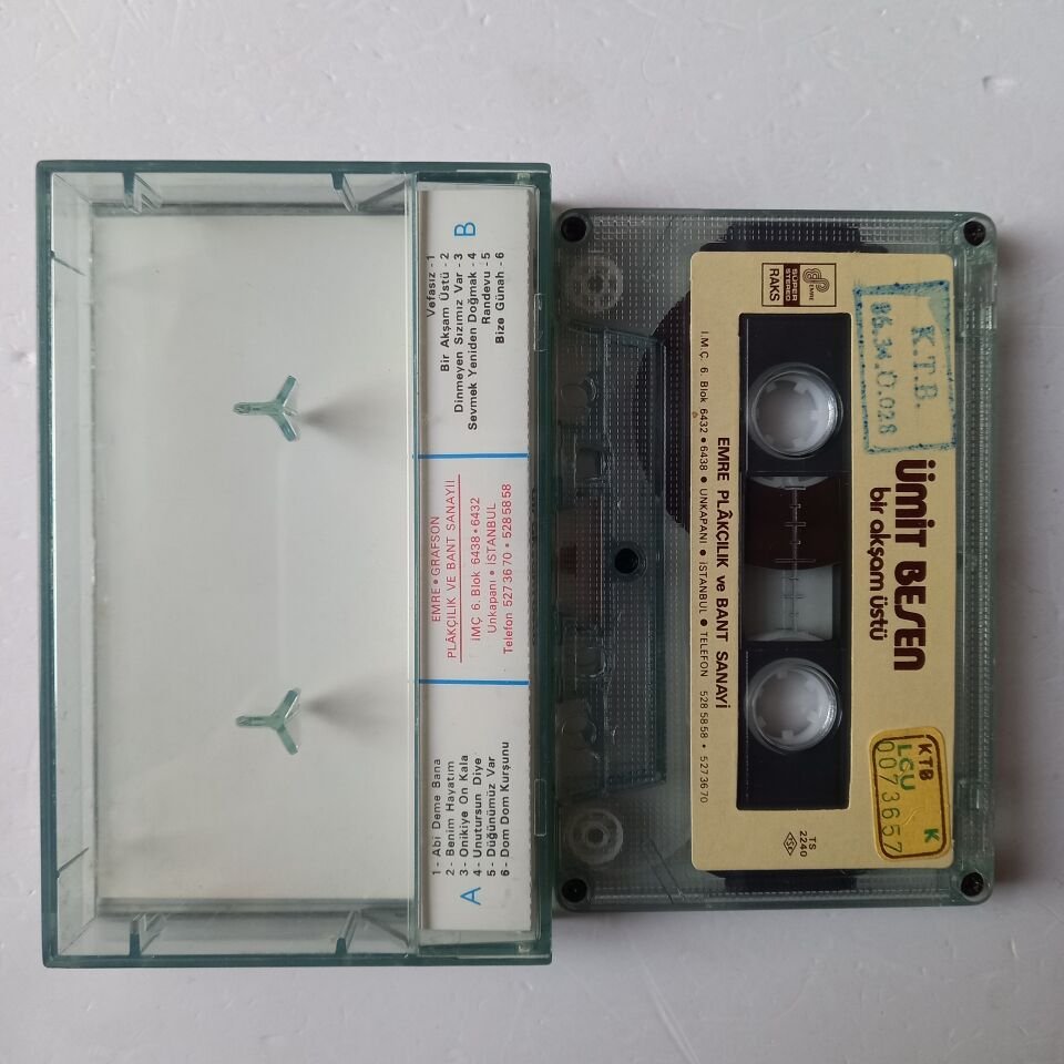 ÜMİT BESEN - BİR AKŞAM ÜSTÜ - KASET 2.EL
