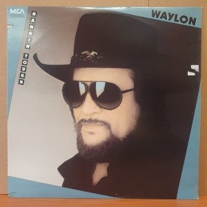 WAYLON JENNINGS - HANGIN' TOUGH (1987) - LP 2.EL PLAK