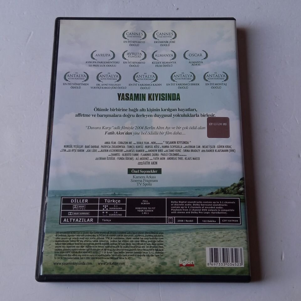 YAŞAMIN KIYISINDA - FATİH AKIN - NURGÜL YEŞİLÇAY, BAKİ DAVRAK - DVD 2.EL