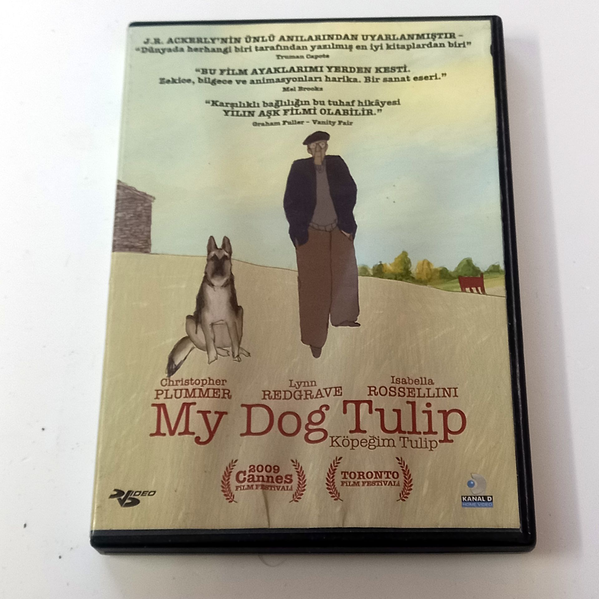 MY DOG TULIP - SESLENDİRENLER: CHRISTOPHER PLUMMER, LYNN REDGRAVE, ISABELLA ROSSELLINI- DVD 2.EL