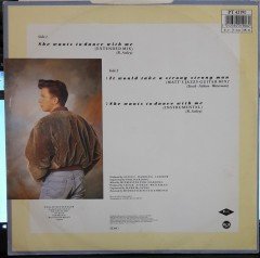 RICK ASTLEY - SHE WANTS TO DANCE WITH ME - IT WOULD TAKE A STRONG STRONG MAN (1988) - 12'' MAXI SINGLE PLAK 2.EL