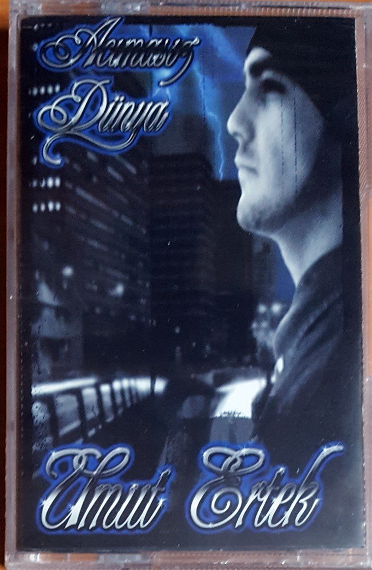 UMUT ERTEK - ACIMASIZ DÜNYA (2001) ZİHNİ KASET SIFIR