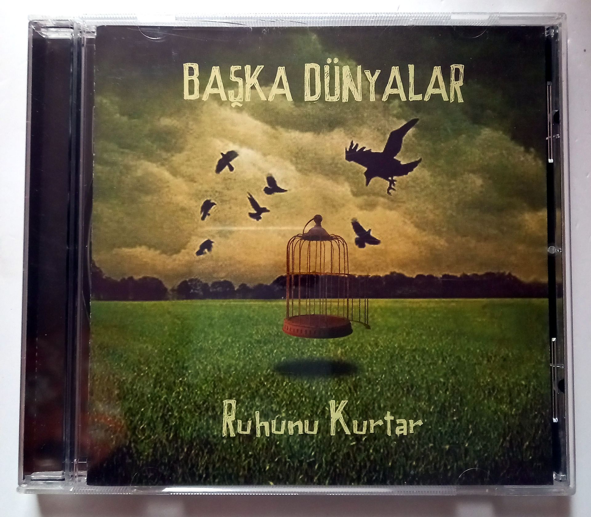 BAŞKA DÜNYALAR – RUHUNU KURTAR (2011) - CD 2.EL