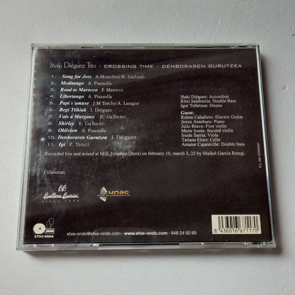 INAKI DIEGUEZ TRIO – CROSSING TIME / DENBORAREN GURUTZEA (2007) - CD 2.EL