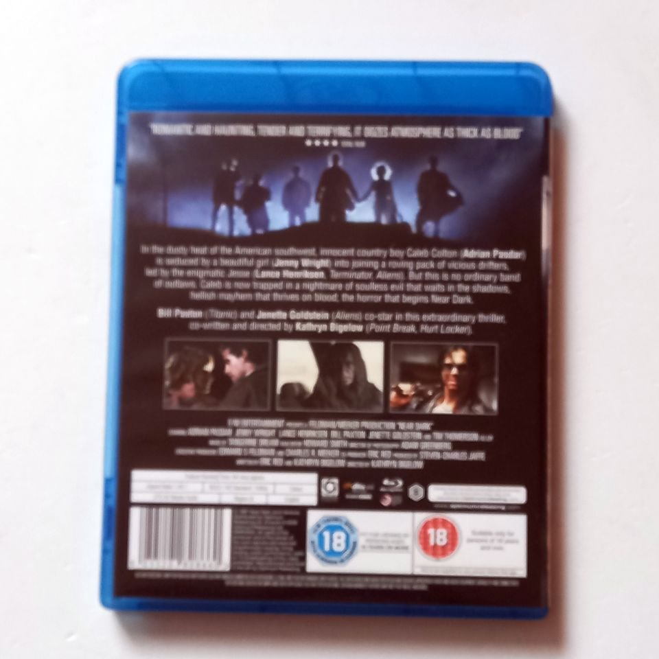 NEAR DARK - ADRIAN PASDAR, JENNY WRIGHT - YÖN.: KATHRYN BIGELOW - BLU-RAY BÖLGE B 2.EL TÜRKÇE ALTYAZI YOKTUR