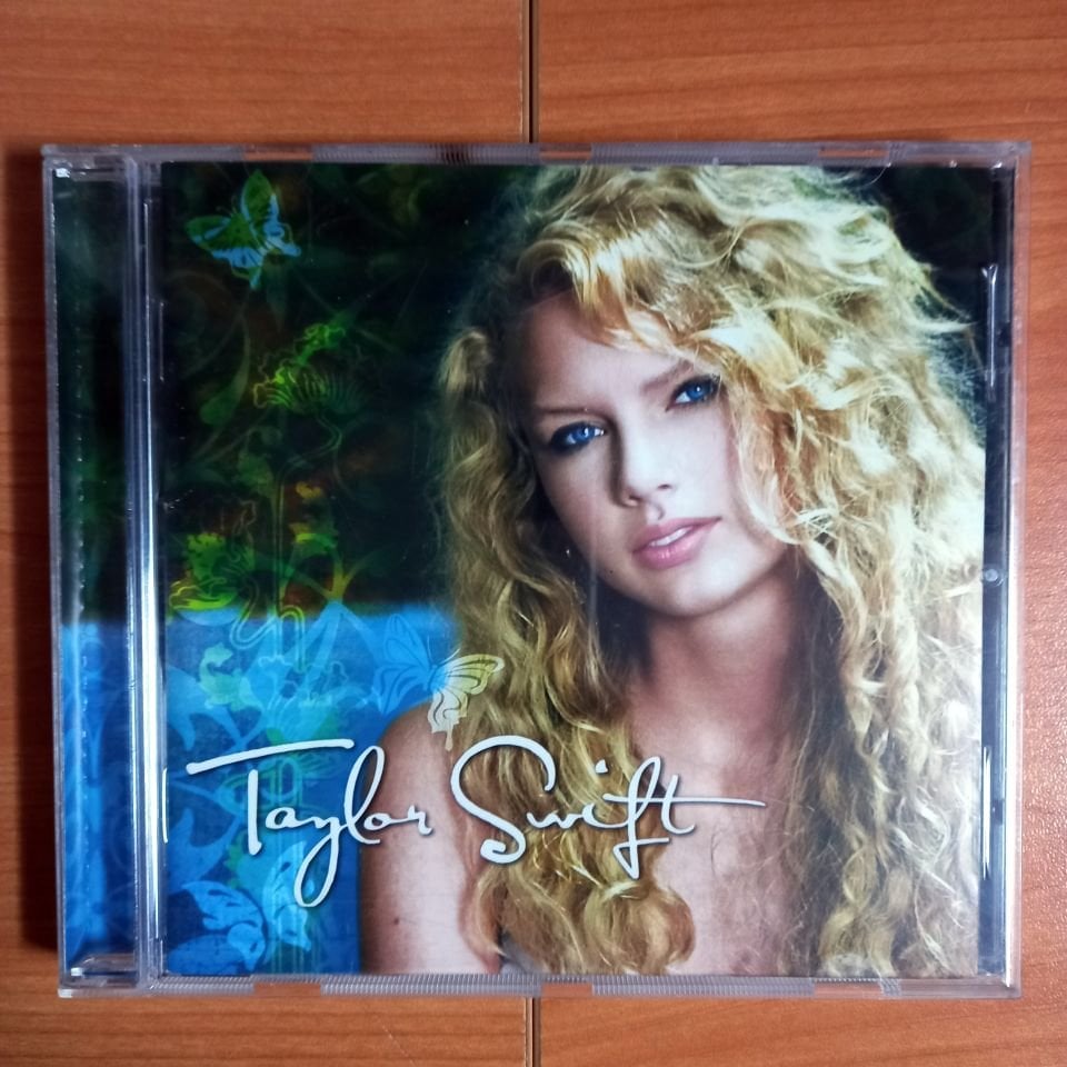 TAYLOR SWIFT – TAYLOR SWIFT (2008) - CD 2.EL