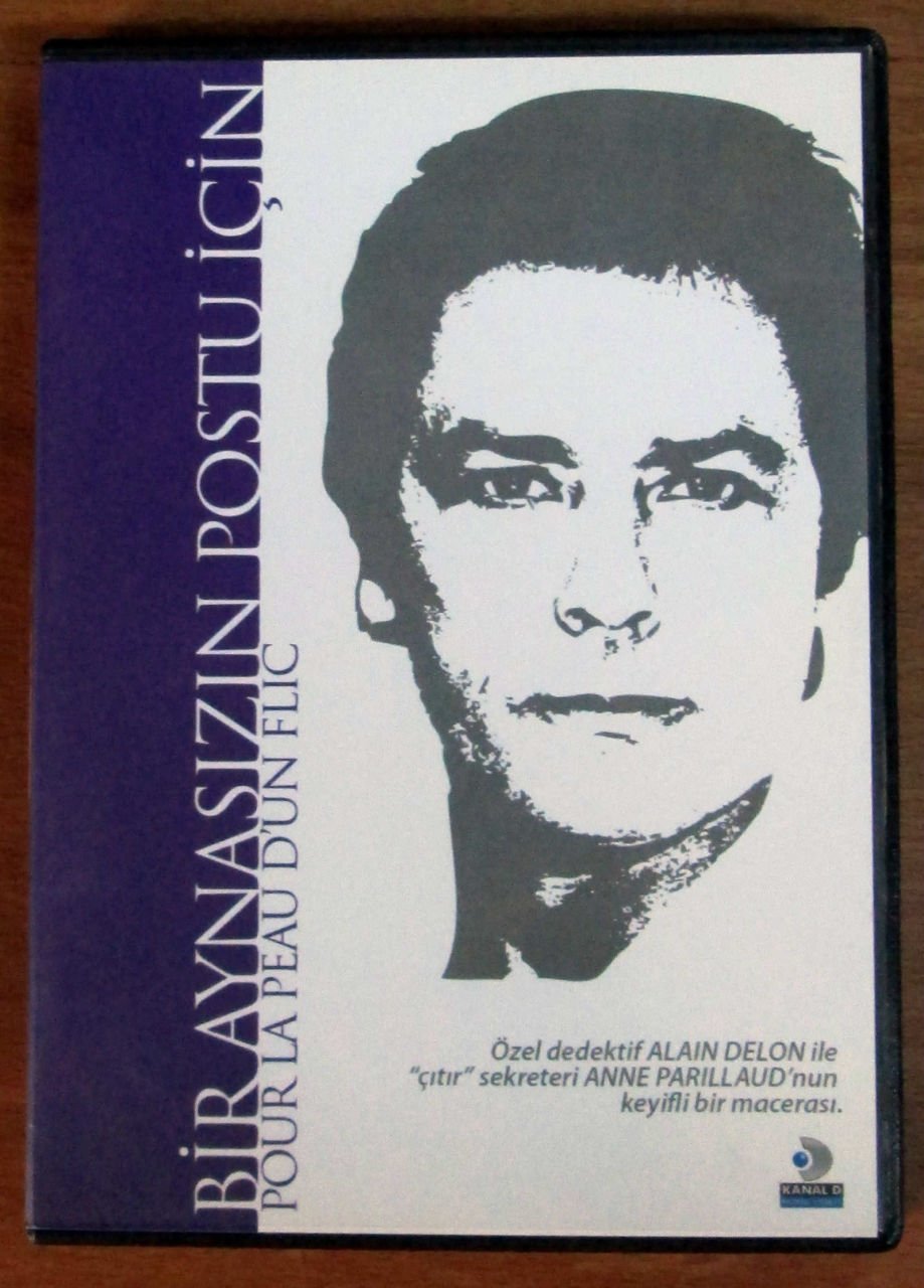 BİR AYNASIZIN POSTU İÇİN - POUR LE PEAU D'UN FLIC - ALAIN DELON - ANNE PARILLAUD - DVD 2.EL