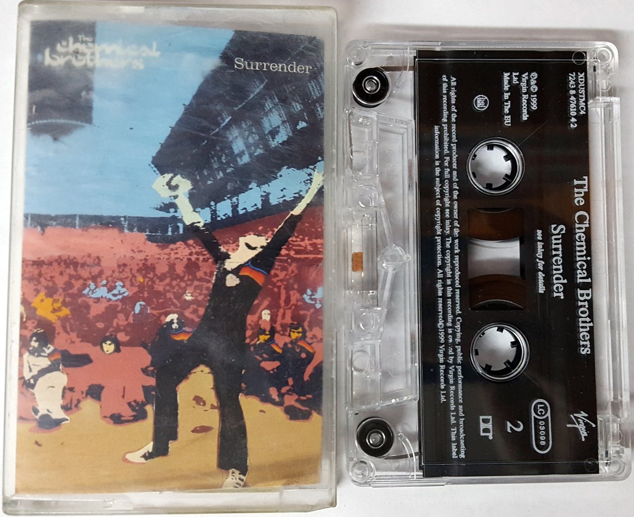 CHEMICAL BROTHERS - SURRENDER (1999) CASSETTE MADE IN EU ''USED''