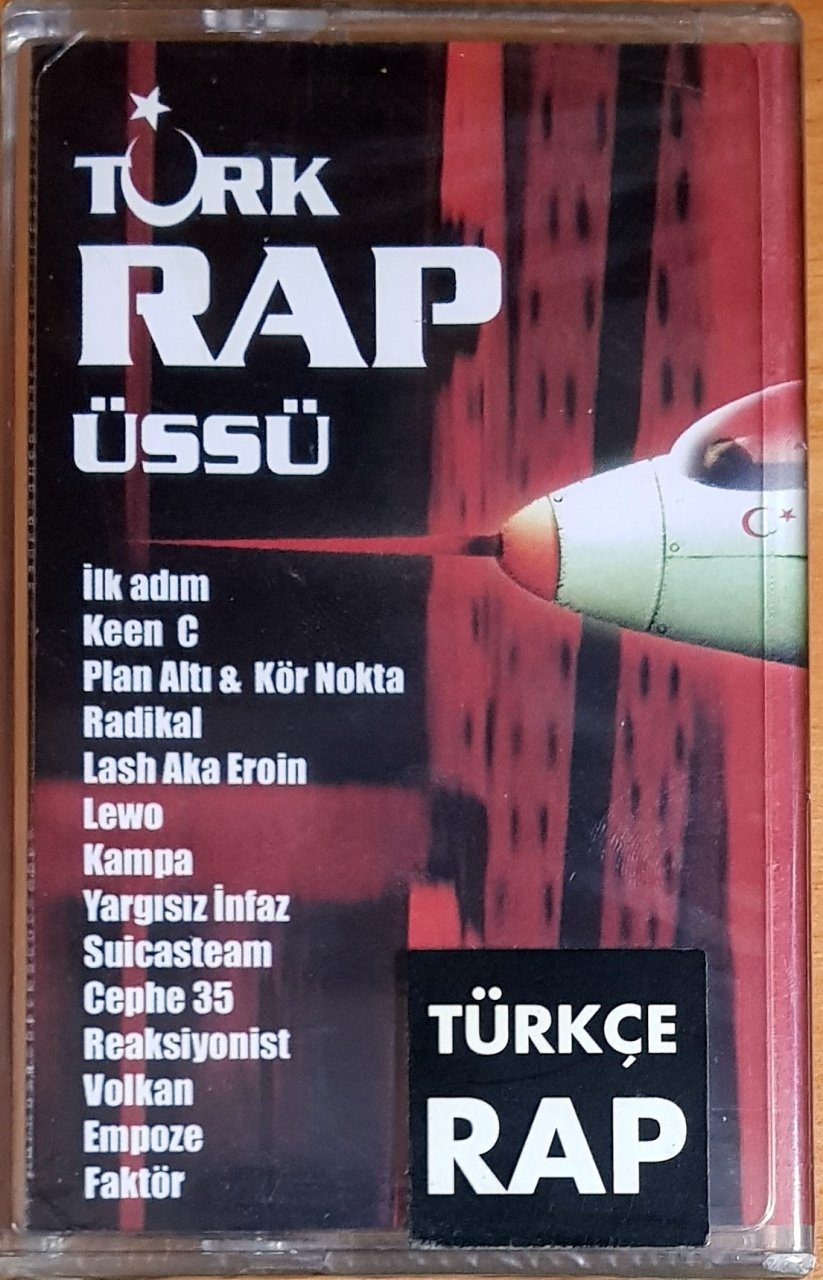 TÜRK RAP ÜSSÜ / VOLKAN, EMPOZE, KAMPA, LEWO, RADIKAL, KEEN C (2002) ZİHNİ MÜZİK KASET SIFIR