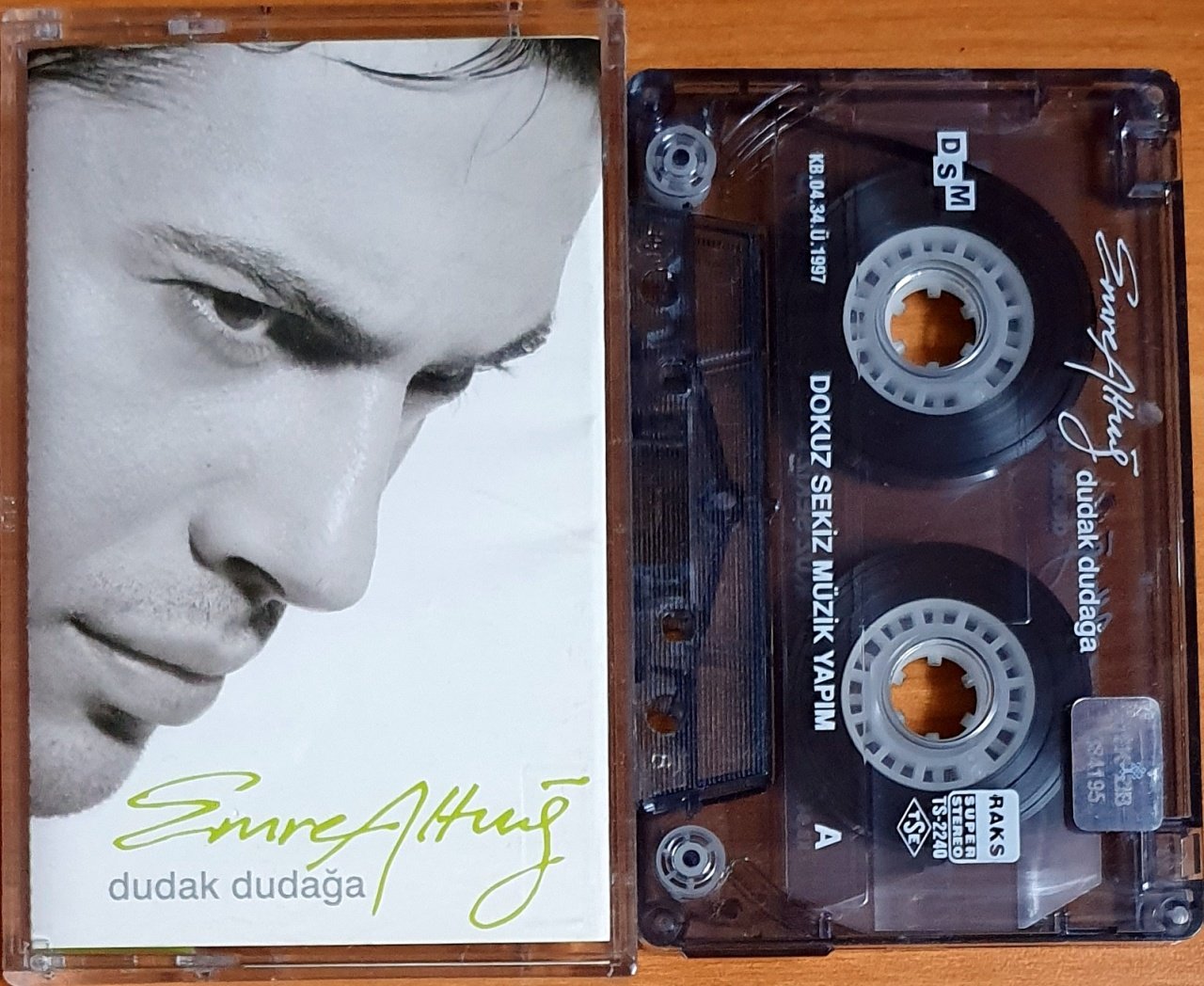 EMRE ALTUĞ - DUDAK DUDAĞA (2004) KASET DOKUZ SEKİZ MÜZİK 2.EL