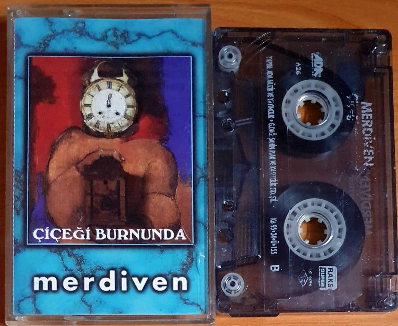 MERDİVEN - ÇİÇEĞİ BURNUNDA (1995) - KASET 2.EL