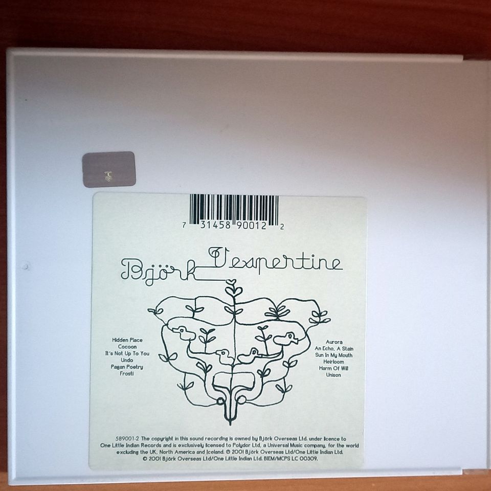 BJÖRK – VESPERTINE (2001) - CD 2.EL