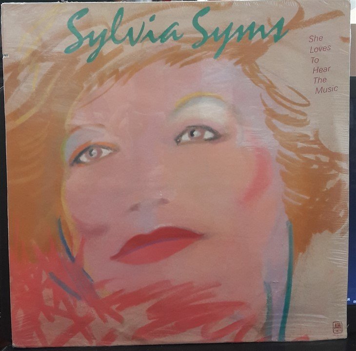 SYLVIA SYMS - SHE LOVES TO HEAR THE MUSIC (1978) - PLAK SIFIR