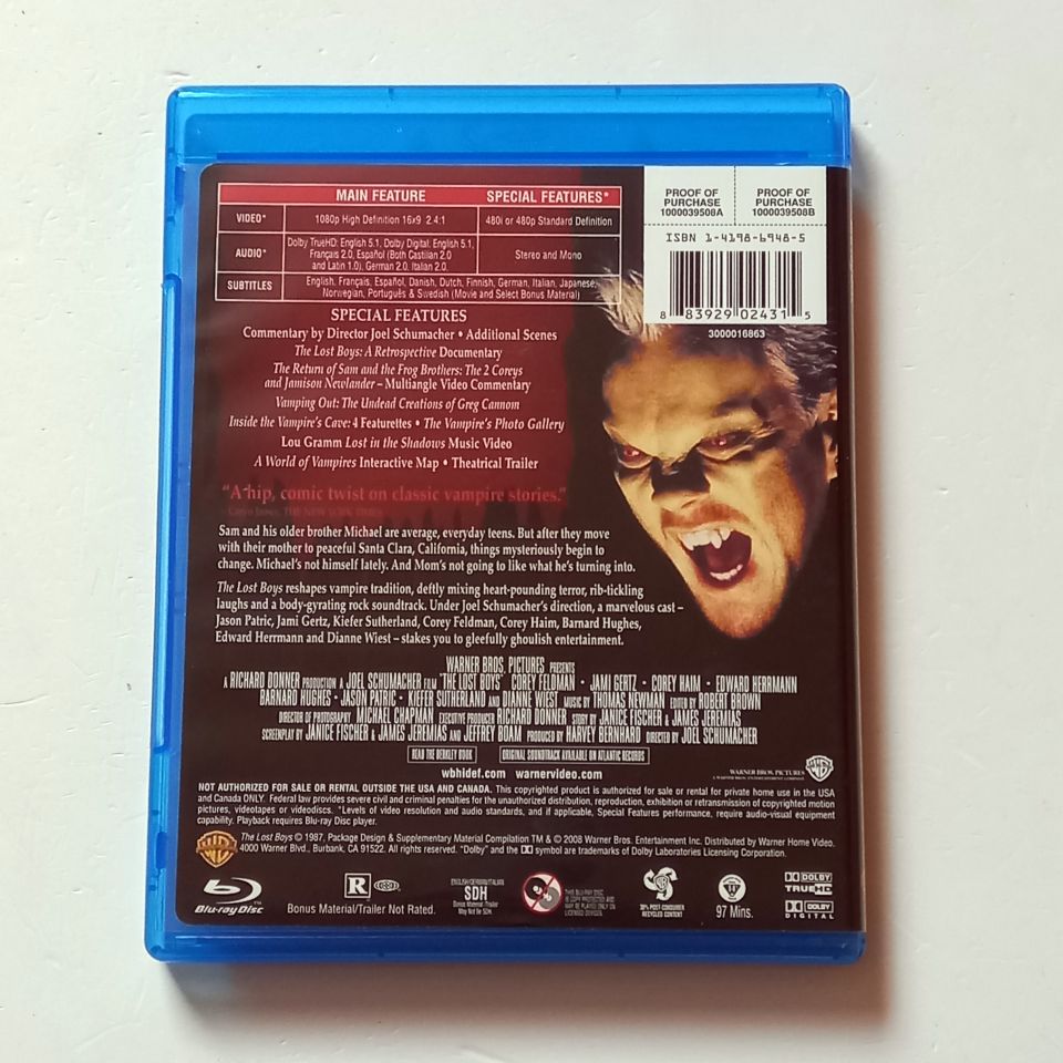 THE LOST BOYS - KIEFER SUTHERLAND, DIANE WIEST, COREY FELDMAN - YÖN.: JOEL SCHUMACHER - BLU-RAY  REGION FREE 2.EL TÜRKÇE ALTYAZI YOKTUR