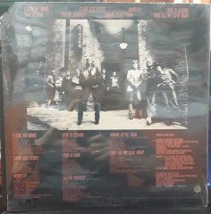 PAMELA MOORE - TAKE A LOOK (1980) - DÖNEM BASKISI PLAK SIFIR