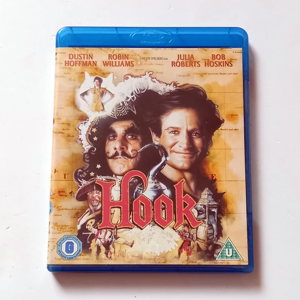 HOOK - DUSTIN HOFFMAN, ROBIN WILLIAMS, JULIA ROBERTS - YÖN.: STEVEN SPIEKBERG - BLU-RAY 2.EL