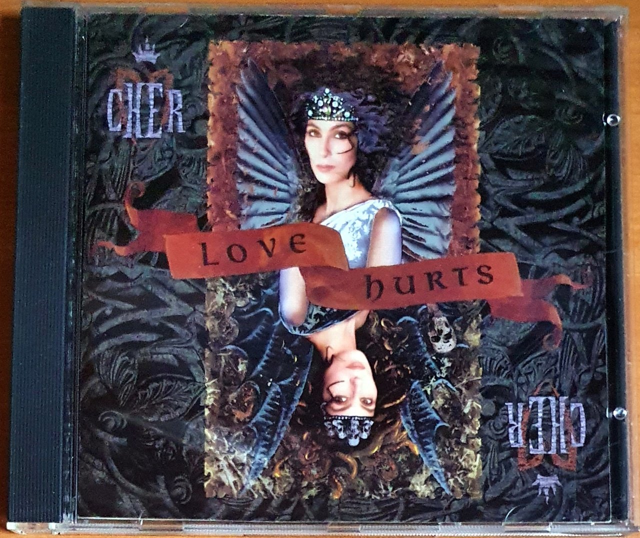 CHER - LOVE HURTS (1991) - CD 2.EL
