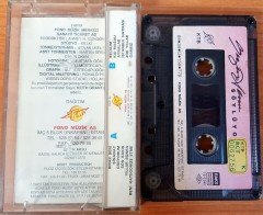 SEZEN AKSU - SÖYLÜYOR (1989) KASET 2.EL