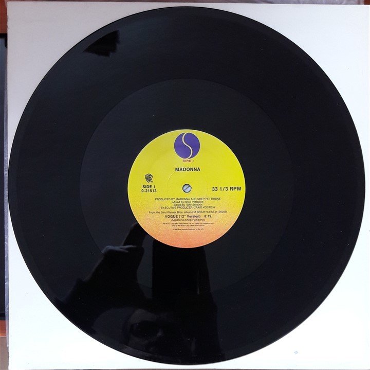 MADONNA - VOGUE (1990) - 12'' MAXI SINGLE PLAK 2.EL DÜZ KAPAK