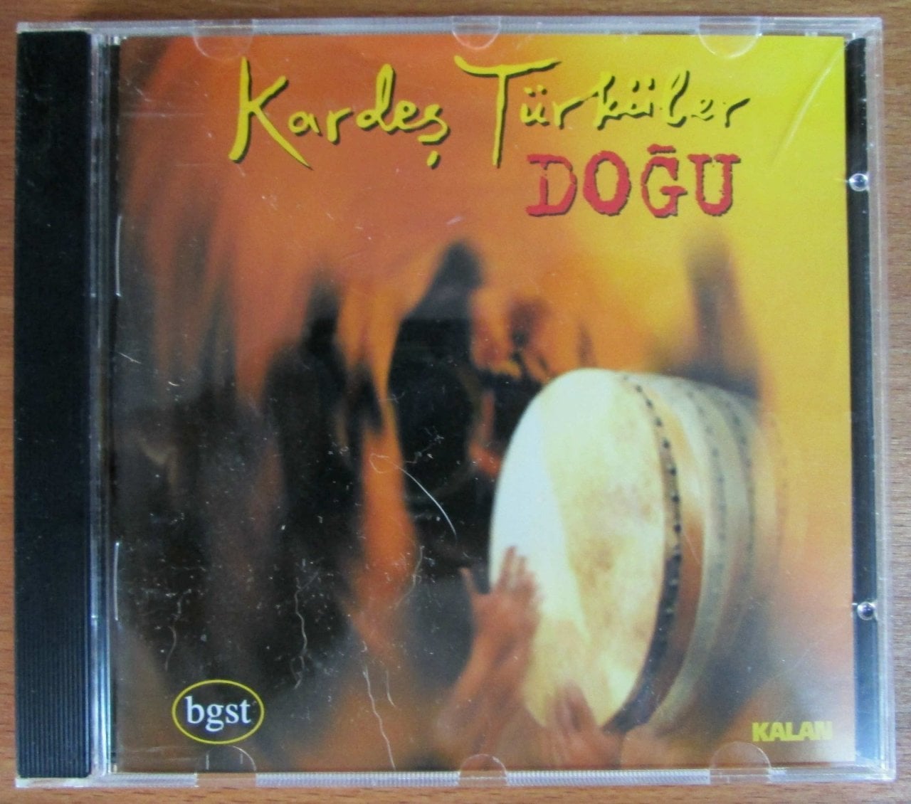 KARDEŞ TÜRKÜLER - DOĞU CD 2.EL
