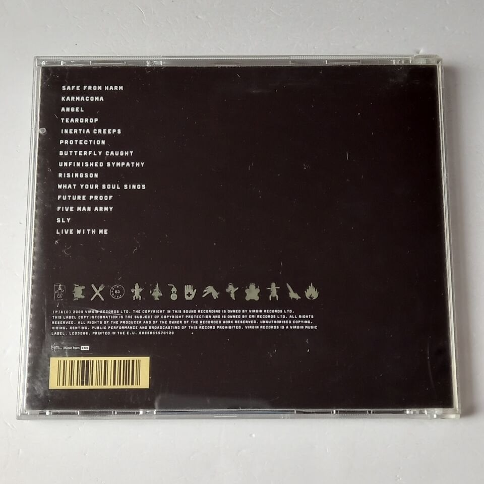 MASSIVE ATTACK – COLLECTED (2006) - CD 2.EL