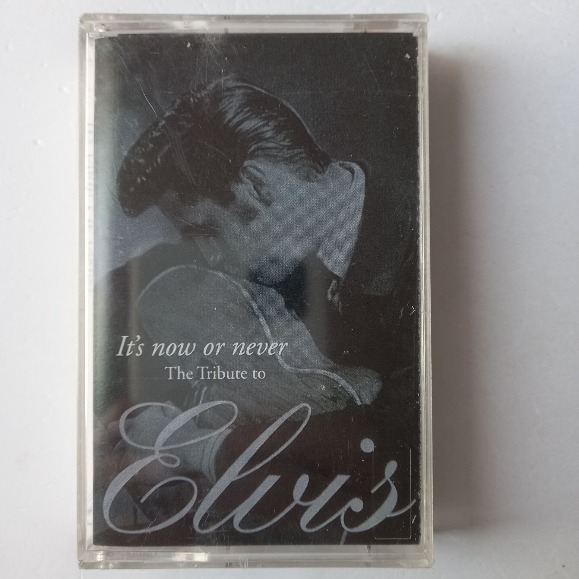 VARIOUS – IT'S NOW OR NEVER: THE TRIBUTE TO ELVIS (1994) - KASET SIFIR