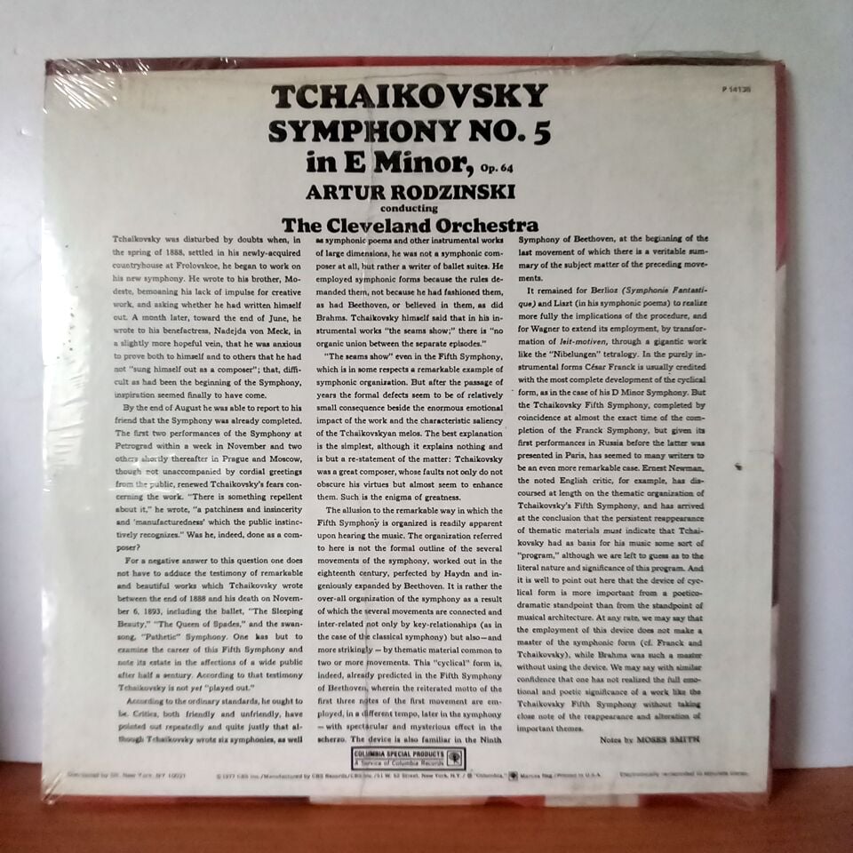 TCHAIKOVSKY: SYMPHONY NO. 5 IN E MINOR, OPUS 64 / ARTUR RODZINSKI CONDUCTING THE CLEVELAND ORCHESTRA  (1977) - LP DÖNEM BASKI SIFIR PLAK