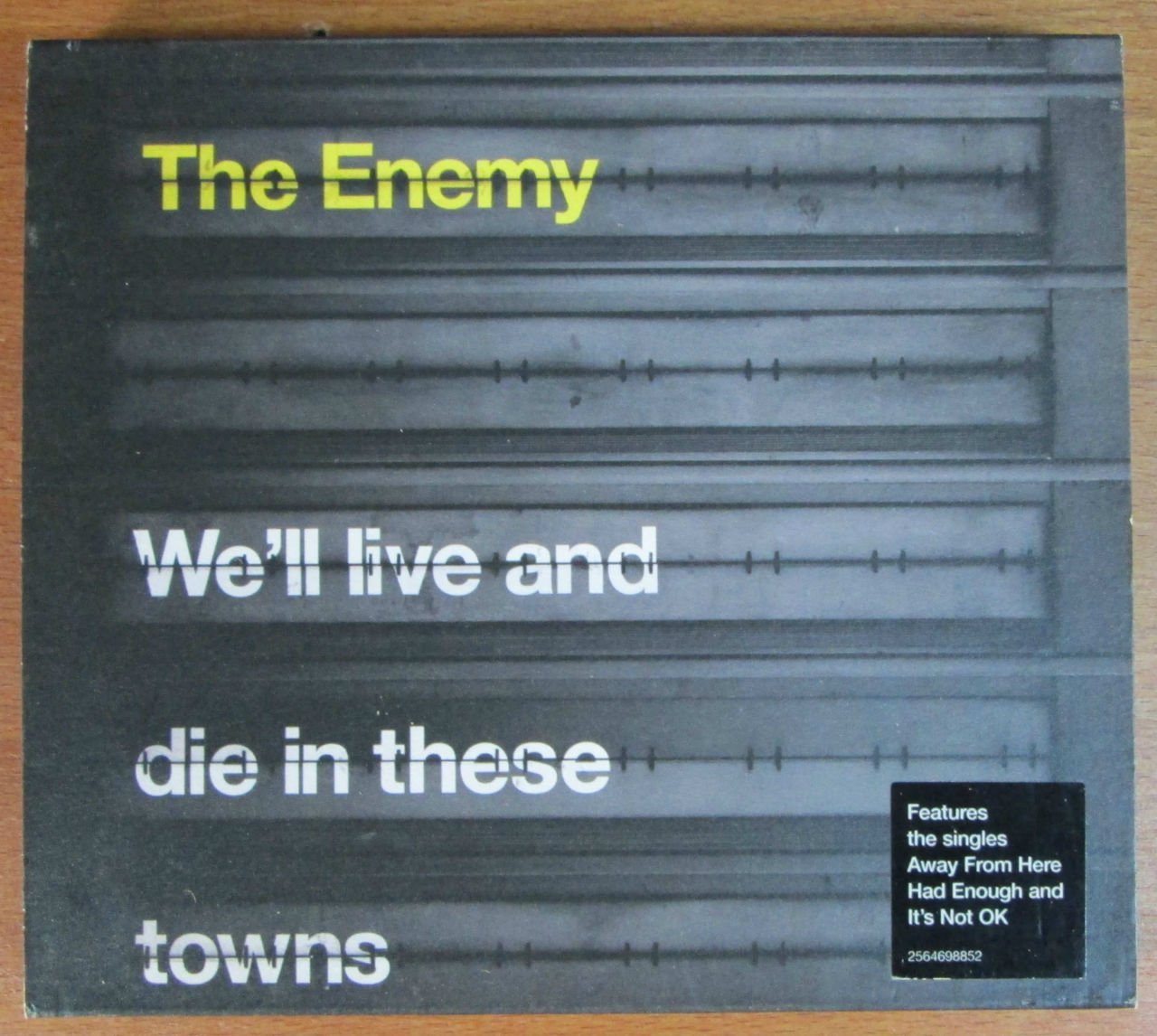THE ENEMY - WE'LL LIVE AND DIE IN THIS - CD 2.E