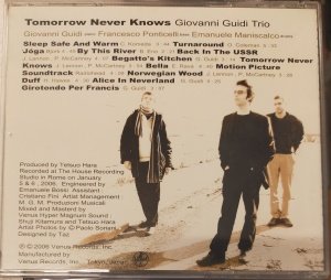 GIOVANNI GUIDI TRIO – TOMORROW NEVER KNOWS (2006) - JAPON BASKI CD 2.EL