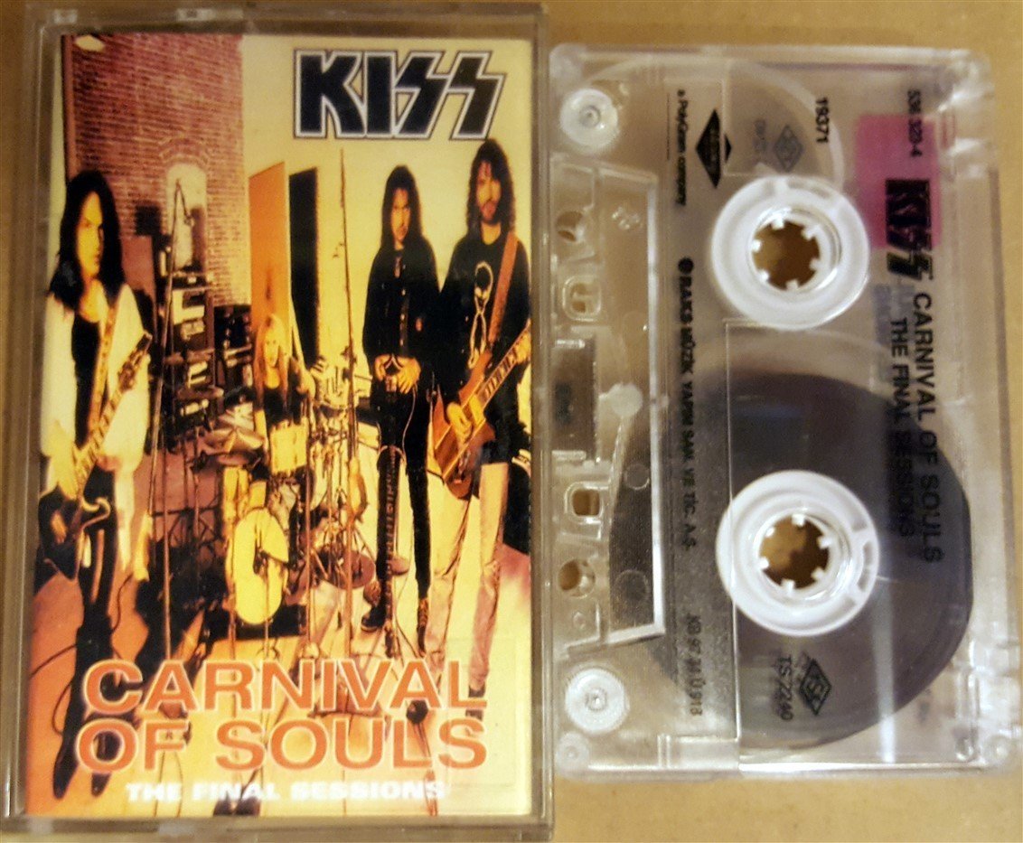 KISS - CARNIVAL OF SOULS (1997) RAKS CASSETTE MADE IN TURKEY ''USED''