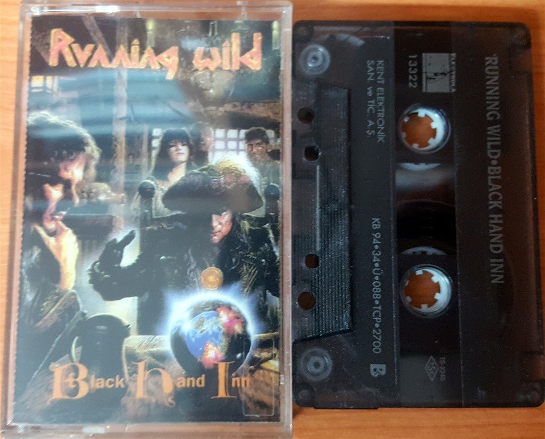 RUNNING WILD - BLACK HAND INN (1994) KENT CASSETTE MADE IN TURKEY ''USED''