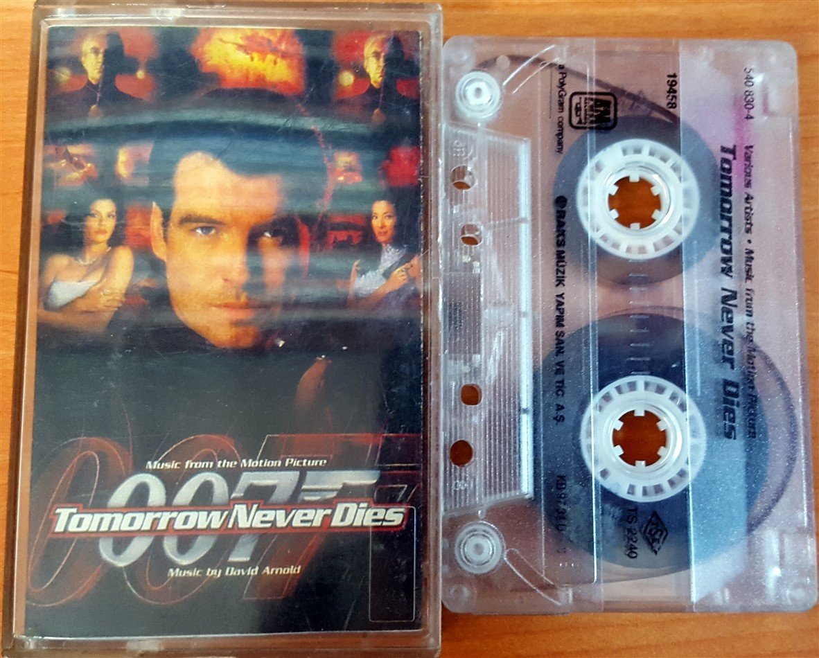 TOMORROW NEVER DIES SOUNDTRACK / JAMES BOND 007 / MUSIC BY DAVID ARNOLD (1997) RAKS KASET 2.EL