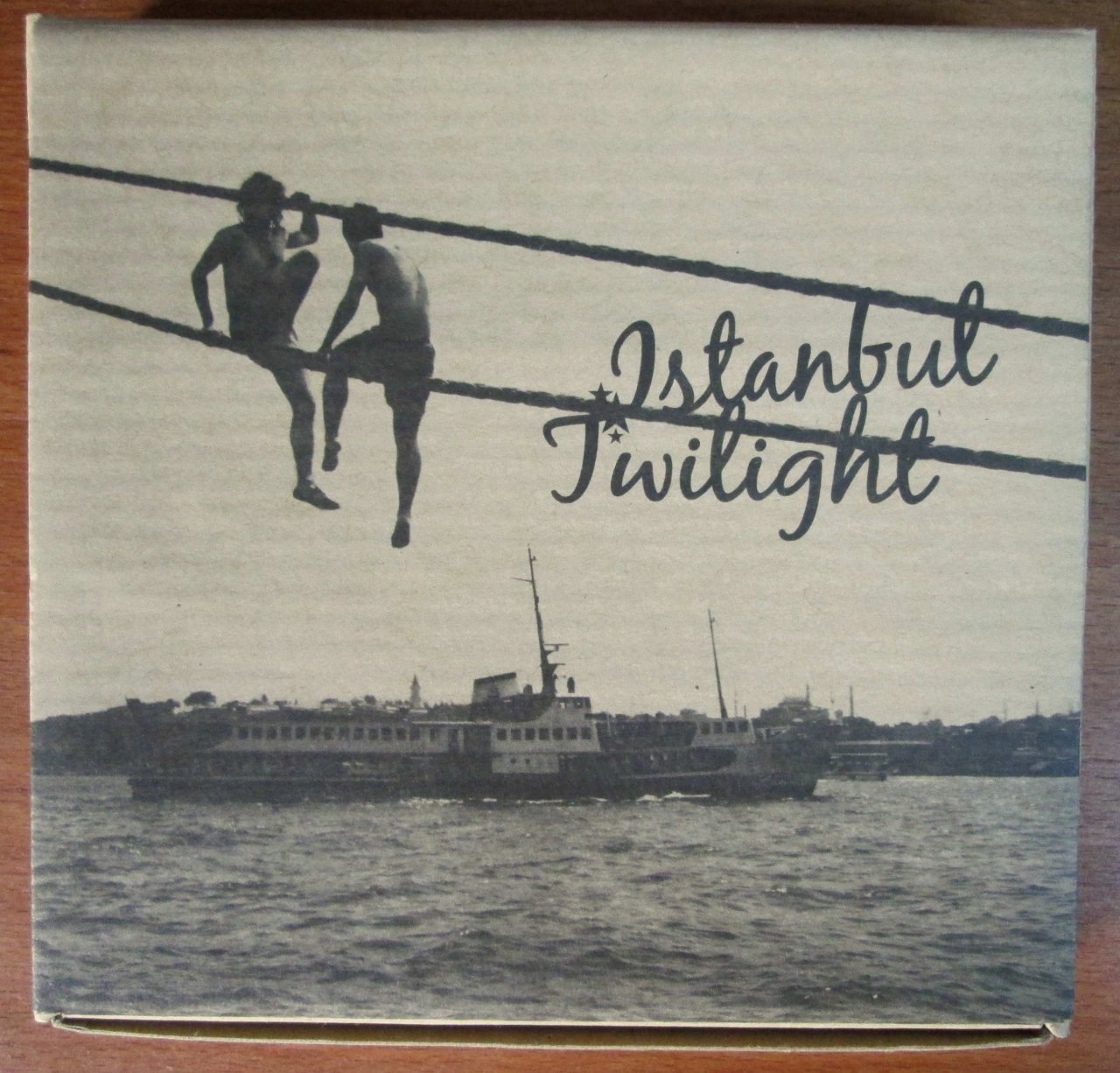 ISTANBUL TWILIGHT - ÇEŞİTLİ SANATÇILAR - 2CD + BOOKLET BOX 2.EL