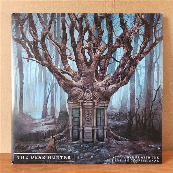 THE DEAR HUNTER – ACT V: HYMNS WITH THE DEVIL IN CONFESSIONAL (2016) - 2LP LIMITED EDITION WHITE/BLUE HALF AND HALF RENKLİ 2.EL PLAK