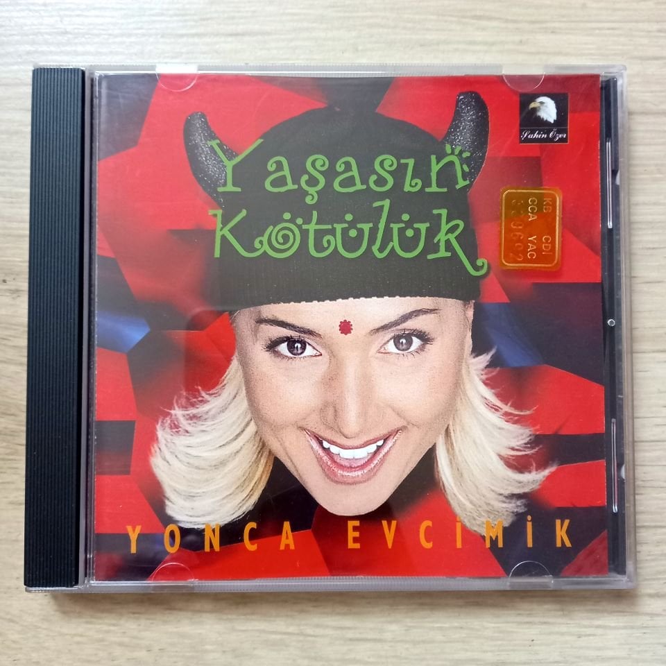 YONCA EVCİMİK - YAŞASIN KÖTÜLÜK (1996) - CD 2.EL