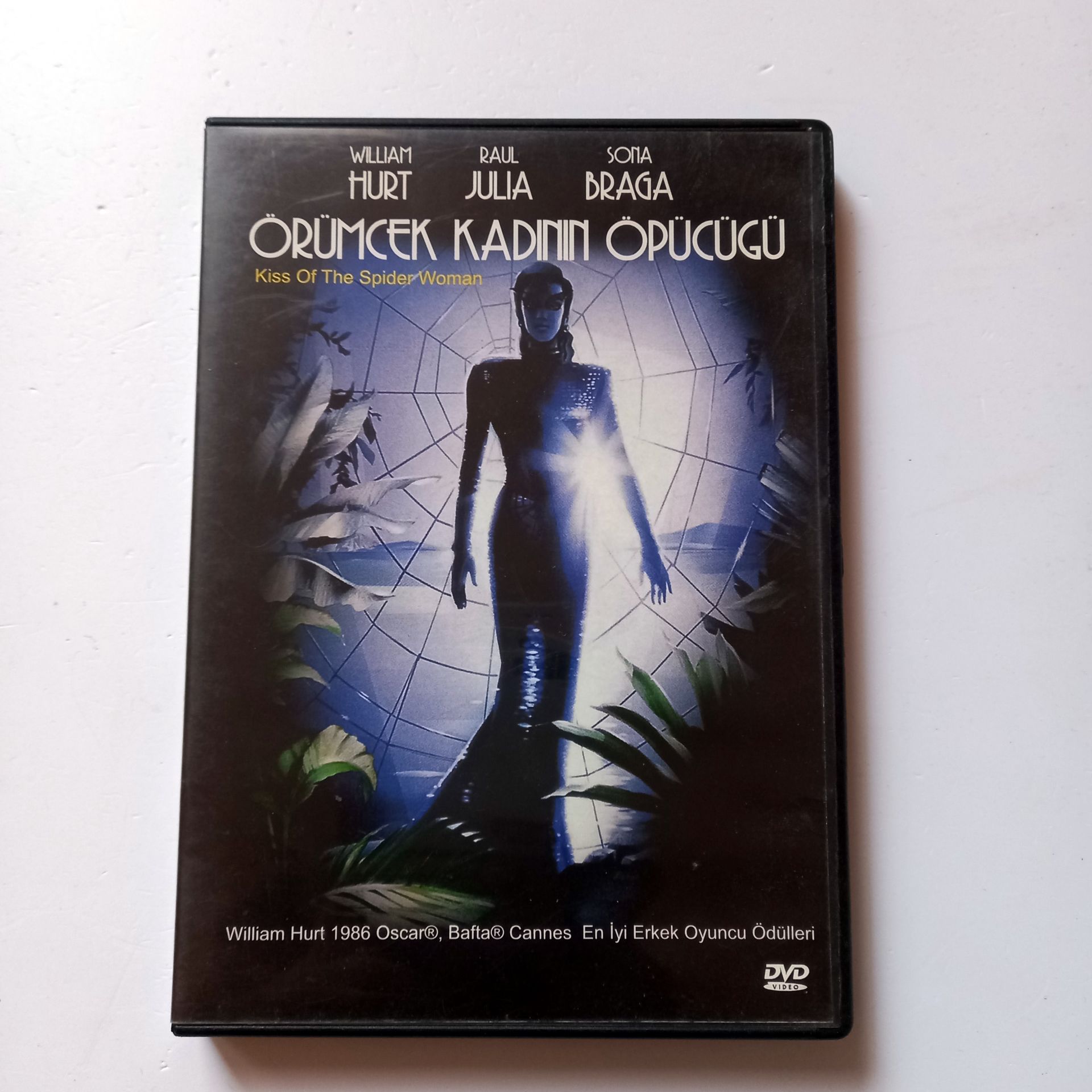 ÖRÜMCEK KADININ ÖPÜCÜĞÜ - KISS OF THE SPIDER WOMAN - WILLIAM HURT, RAUL JULIA, SONA BRAGA, YÖN.: HECTOR BABENCO - DVD 2.EL