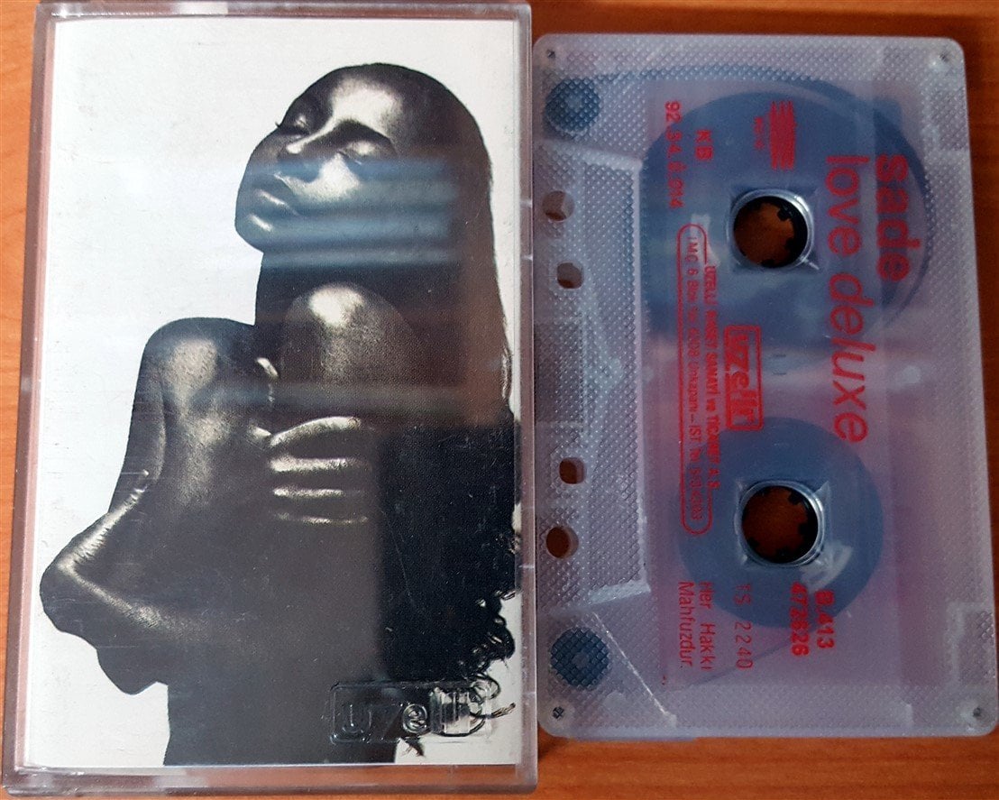 SADE - LOVE DELUXE (1992) UZELLI CASSETTE MADE IN TURKEY ''USED''