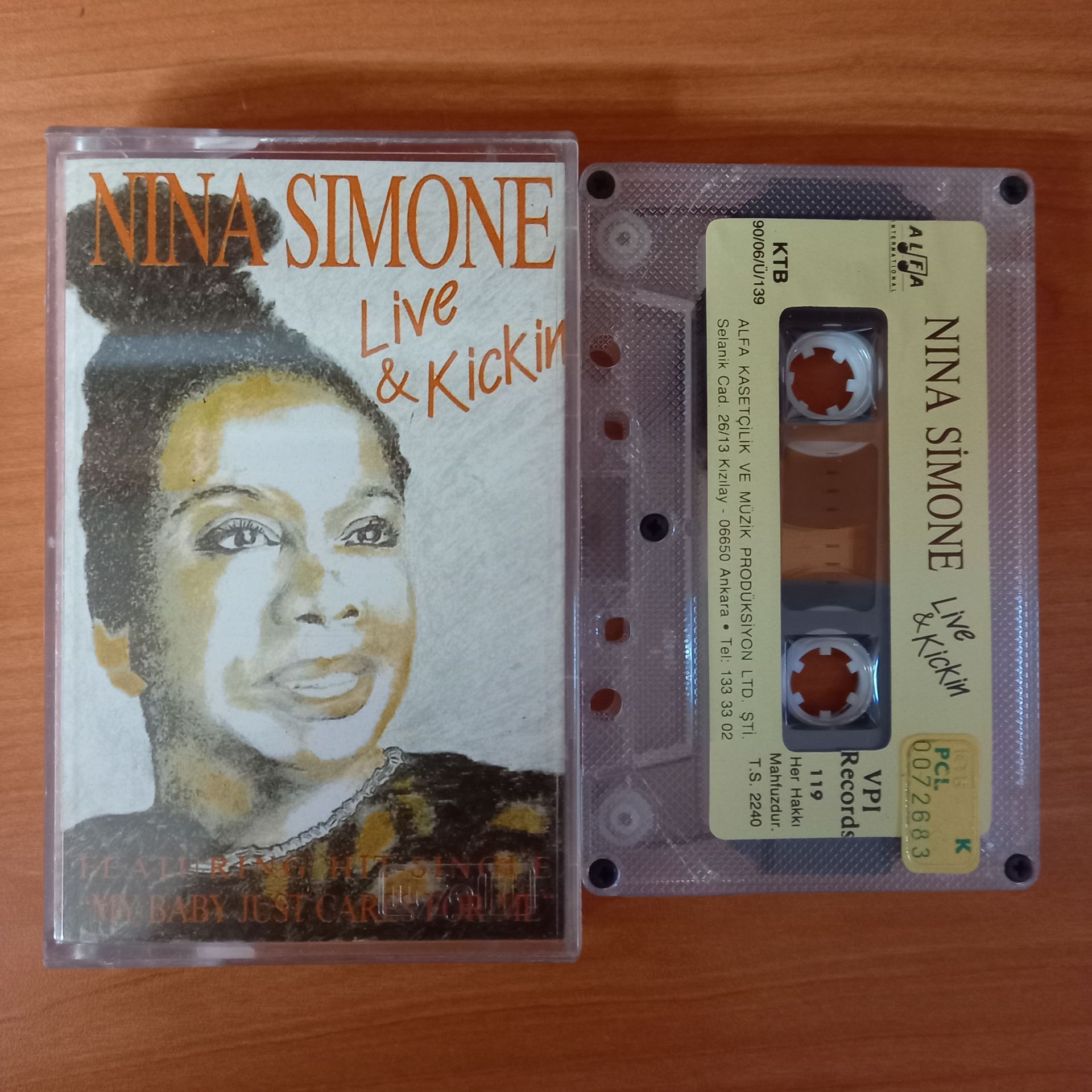 NINA SIMONE - LIVE & KICKIN  (1990) - KASET 2.EL