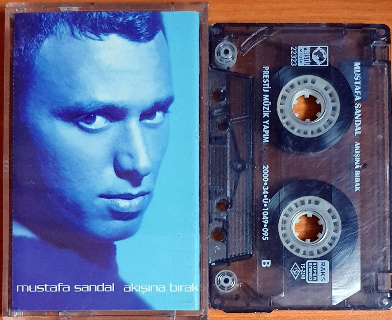MUSTAFA SANDAL - AKIŞINA BIRAK (2000) - KASET PRESTİJ MÜZİK 2.EL