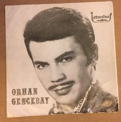ORHAN GENCEBAY İSTANBUL PLAK SİYAHBEYAZ 45LİK KAPAĞI DİKKAT SADECE KAPAKTIR