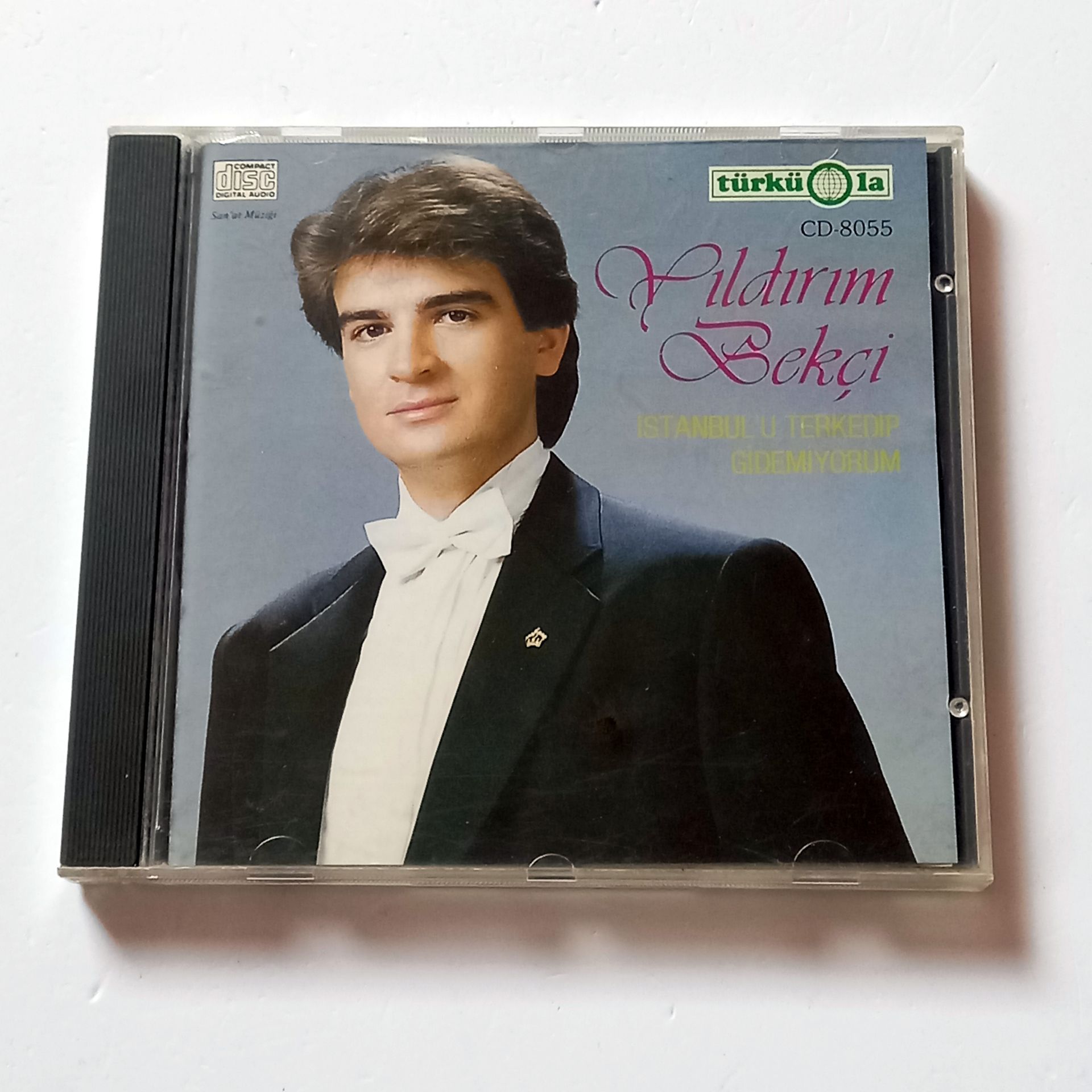 YILDIRIM BEKÇİ - İSTANBUL\' TERKEDİP GİDEMİYORUM - CD TÜRKÜOLA 2.EL